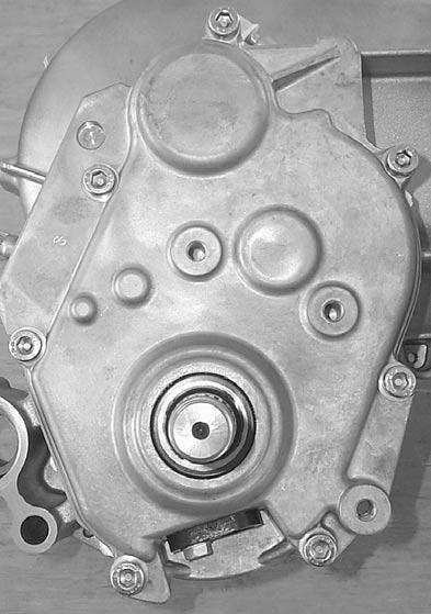 Subsection 0 (GEARBOX) 4 6 R75motr0A CAUTION: Always install engine sprocket no. 9 as per following illustration.