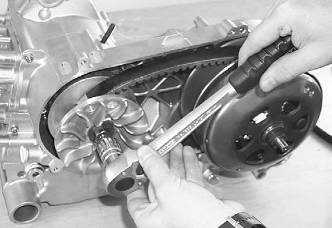 Subsection (CVT) Installation Place the gasket in the CVT cover groove. Install the CVT cover. Align the end of driven pulley nut no. 5 with the ball bearing no. 4.