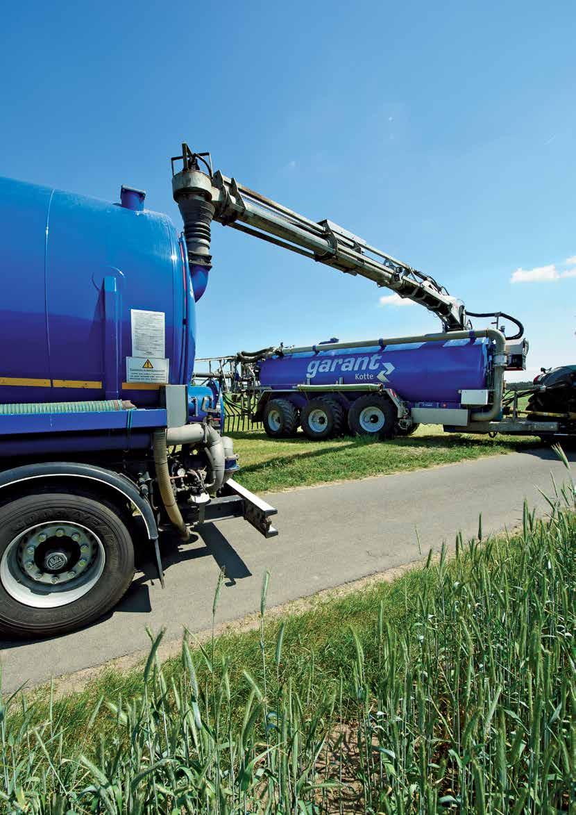 Top-mounted suction spout Suction spout The filling rate is a critical factor when determining the performance of professional slurry tankers.