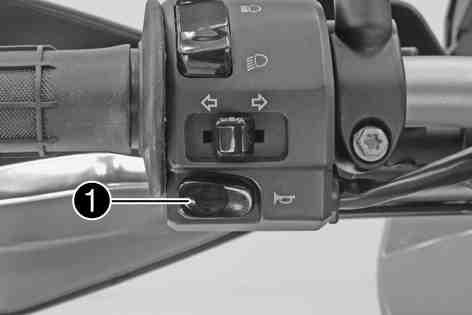 Turn signal, right, on The turn signal switch is pressed to the right. The turn signal switch automatically returns to the central position after use.