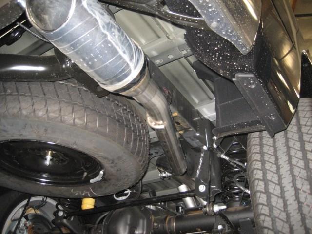 6. Before starting your vehicle, make sure to check all wires, hoses, brake lines, body parts and tires for safe clearance from the exhaust system. 7. Start vehicle and check for any leaks.