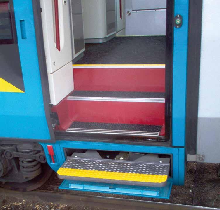 The maximal extension travel is adjusted according to the specific project. The sliding steps can be equipped with obstacle, weight, and platform detector, upon request.