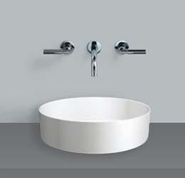 UNISONO Developed in partnership with Sieger Design, the Unisono basin captivates with its