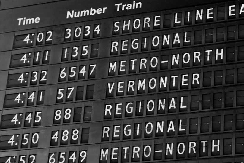 Making Connections Grand Central, Penn Station or Boston Acela trains to NYP/BOS Metro-North trains to Grand Central Terminal Expanded Service to Massachusetts/VT Knowledge Corridor to