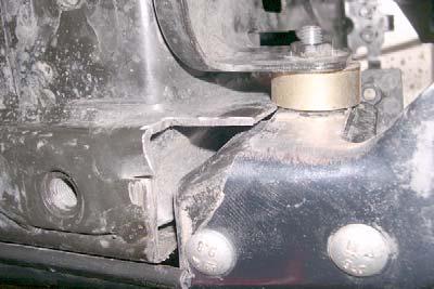 Install front bumper on front bumper brackets and vehicle with four top bolts. Do not tighten. m.