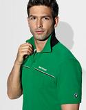 green collar underside give this polo shirt a contemporary edge.