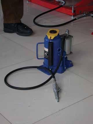 2 $449 Product #2074 PRO QUALITY PIPE BENDER -12,000KG NOTE: Not suitable for Thin Wall