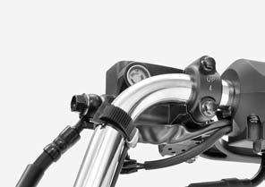 0 N m (0.10 kgf m, 0.7 lbf ft) SCREW SWITCH BOOT Align the edge of the master cylinder with the punch mark on the handlebar.