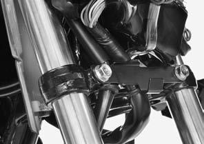 Disc brake type only: BOLTS When the fork is ready to be disassembled, loosen the fork cap, but do