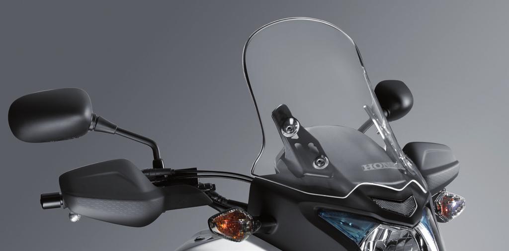 A set of two aerodynamically shaped Panniers especially designed to look fully integrated on the CB500X.