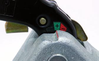 - The Wear Display Indicates state of trailer coupling and vehicle towball.