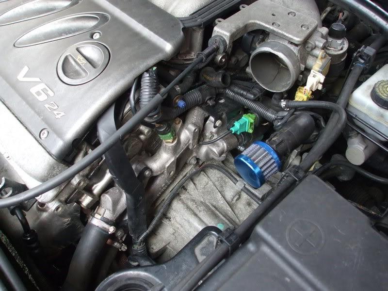 How To: Thermostat change - D8 V6 194bhp Firstly, take off the Air Filter hoses and connectors and lift off.