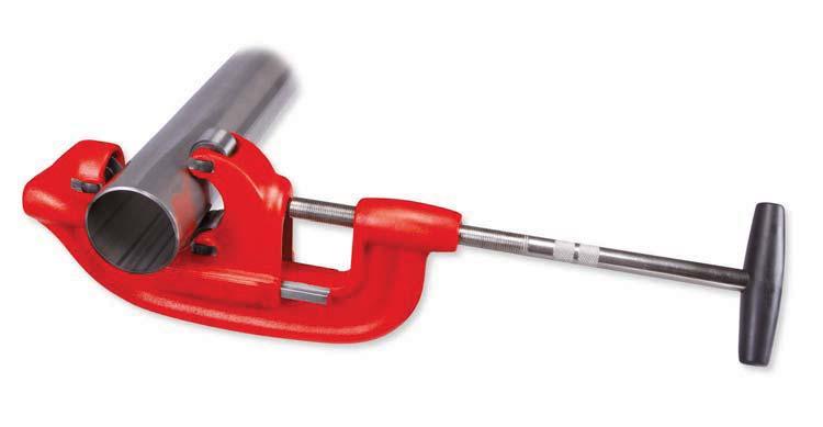 1 Metal Manual ENORM 4 Steel pipe cutter Ø 60 11 mm ( 4 ) Wide rollers for secure guiding of cutter wheel on pipe Easy pressure control for optimum force transmission onto the pipe Long