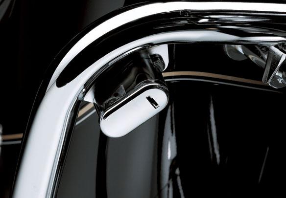VN1700F also feature chromed shock covers, contributing the luxurious finish of the