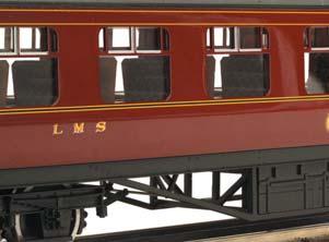 95 Details - 4-Car Sets Feature (1) Baggage, (3) Coaches - Operates On O-42 Curves British