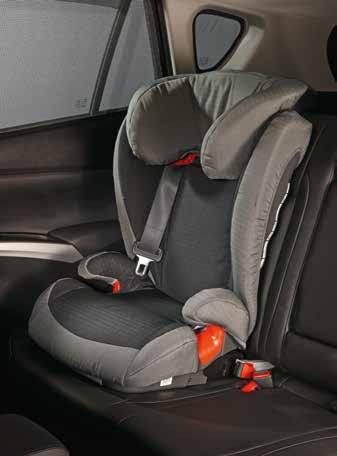 Comfortable and stable seat, featuring height adjustable 5-point harness system and detachable and washable covers. (Shown fitted in SX4 S-Cross).