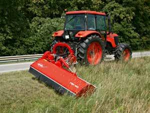 30m, they are suitable for maintaining field edges and paths as well as managing fallow land and