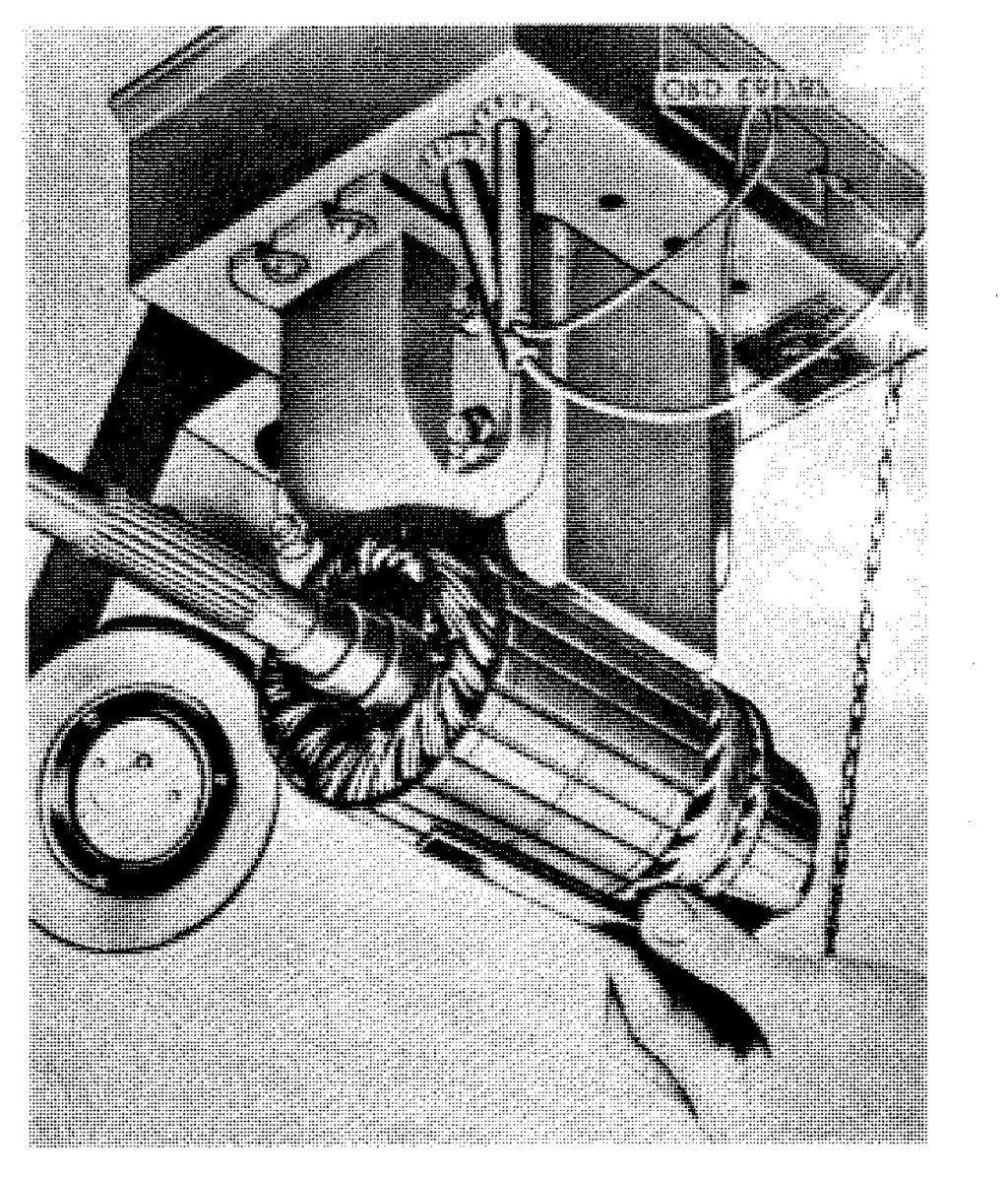 (4) Inspect armature shaft alinement and commutator for eccentricity to shaft with a lathe or V-blocks and a dial indicator (fig.