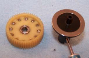 C11) Slide the diff gear, with bearing in the