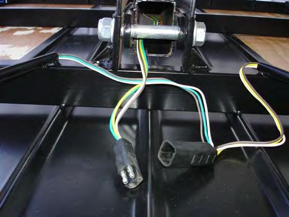 STEP 6: Connect the 12v tongue wire plug into the 12v trailer frame wire plug.