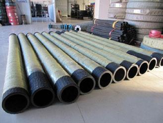 Mud Piping Hose Mud piping hose is almost used for suction of mud and slurry purposes as it has high suction capacity and it is highly flexible.