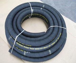 Sand Blasting Hose Sand blasting hose is used for conveying sand or other abrasive materials engineered for sand/shot blasting purposes in ordnance factories, steel furniture manufacturing workshops