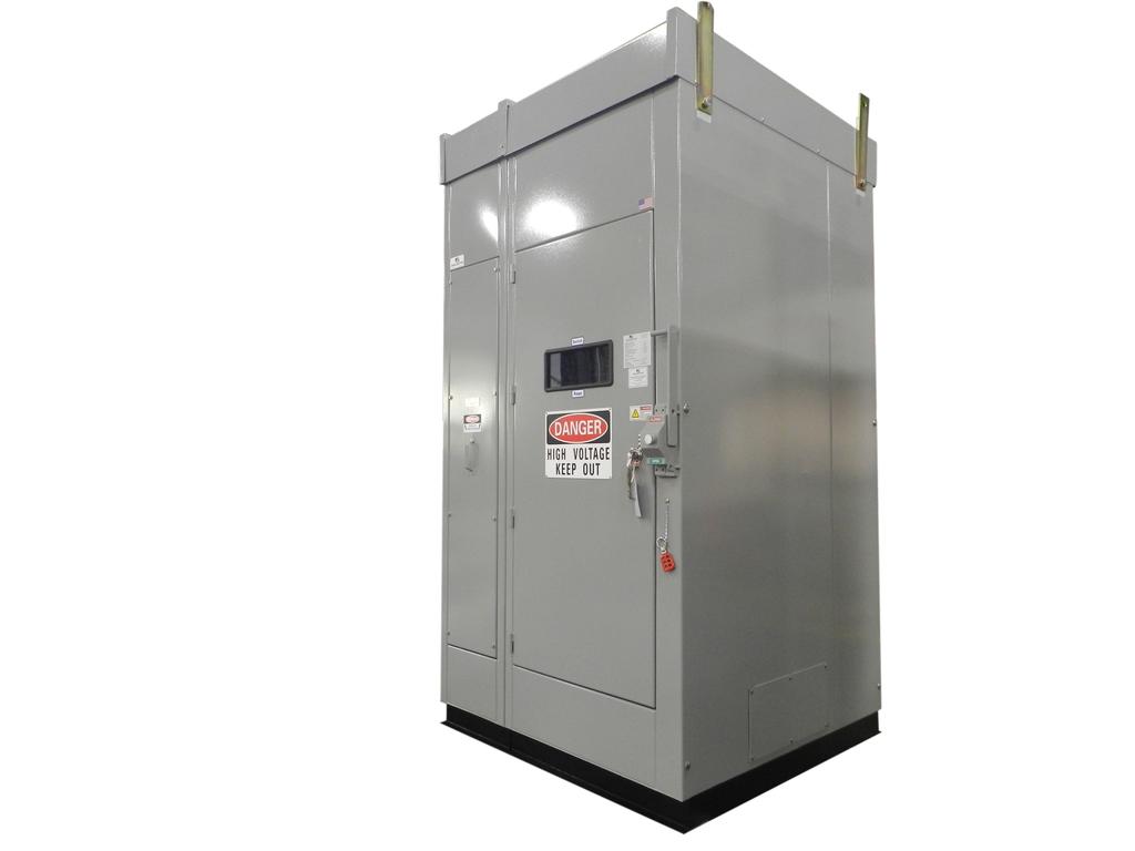 METAL-ENCLOSED SWITCHGEAR Model SMEG, 5-38kV Construction Features 1 1. Lifting provisions with removable lifting plates and blind-tapped bolt holes. 2.