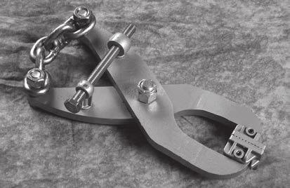 25 (133mm) Throat Closed: 2 (51mm) #5851 Hybrid Tong Clamp Pivoting jaws on all tong clamps assure a secure grip across the entire gripping surface on pulls up to 5 tons.