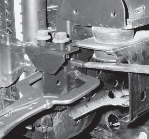 UNDERCARRIAGE INSTALLATION NOTE: For easier assembly and installation, vehicle and all snowplow components should be on a smooth, level, hard surface, such as concrete. 1.