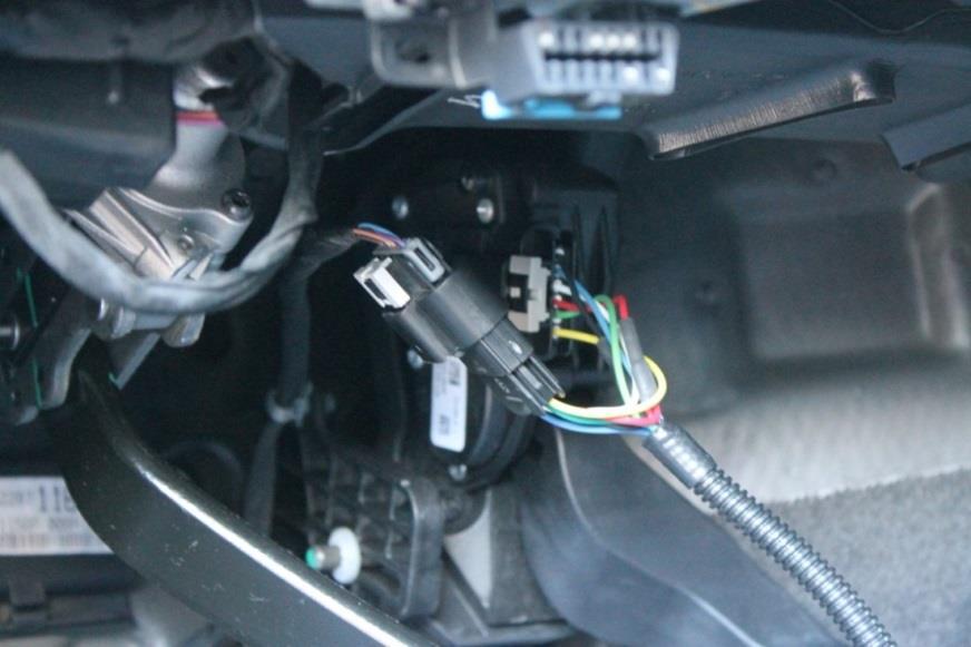 b. On all other vehicles, the sensor is built into the top of the accelerator pedal