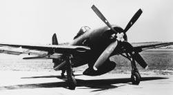 482 DICTIONARY OF AMERICAN NAVAL AVIATION SQUADRONS Volume I F8F Bearcat In November 1943, the Navy awarded Grumman a contract to develop a fighter aircraft that could operate from all carriers