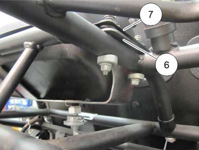 NOTE On models with a vacuum fuel valve, the fuel line from the carburetor will attach to the top outlet