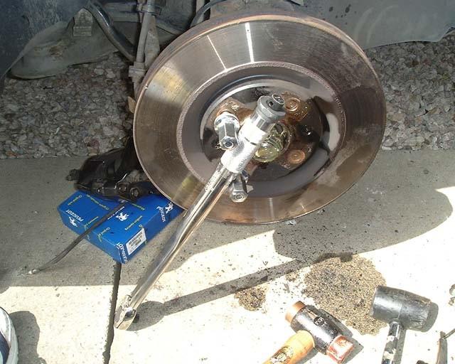 Refitting Once the disc has been removed, you are left with just the axle as shown below.