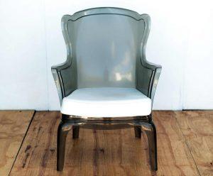 00 Single White Victorian Chair - Hers R500.