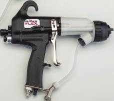 26 PRODUCT CATALOGUE MANUAL ELECTROSTATIC SPRAY GUNS GREATER PAINT SAVINGS WITH IMPROVED OPERATOR COMFORT With 20% fewer parts than previous models, RansFlex is easier to maintain and the patented