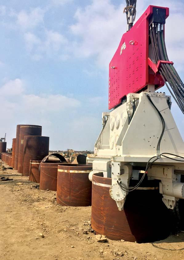 Advantages of OMS Vibratory Pile Drivers With OMS hydraulic clamps, the ideal solution for every type of piles, Innovative structure adapting to fast developing technology, Time and cost