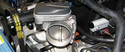 4L vehicles must use the supplied throttle body harness extension as the factory harness is too