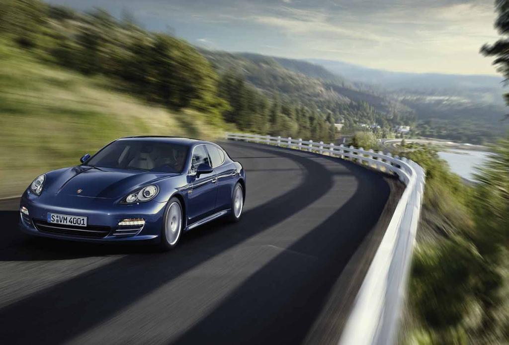 The new Panamera 4S. A four-seater with all-wheel drive, plenty of room and the performance of a thoroughbred sportscar. Naturally aspirated, the 4.