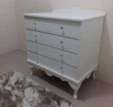 00 Item Number: 41 Vintage Chest of Drawers 860 x 650 x 900 R2500.