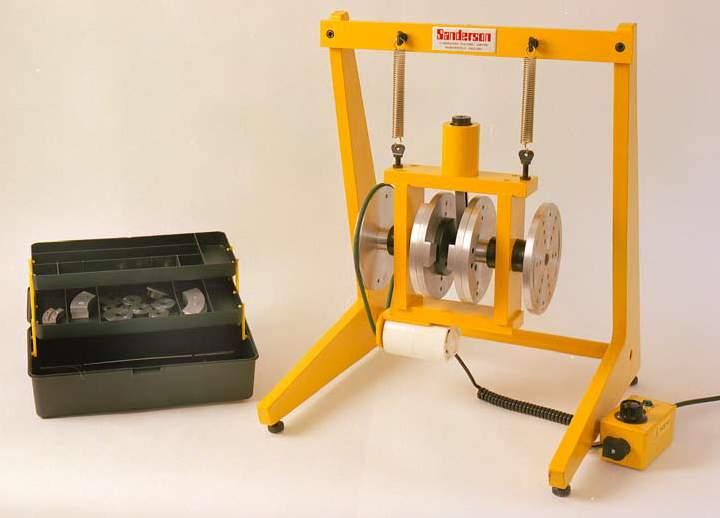 Static & Dynamic Balancing Apparatus SD1:23 The Sanderson Dynamic Balancing Apparatus may be used effectively in both the classroom and the laboratory for simple demonstrations and experiments in the