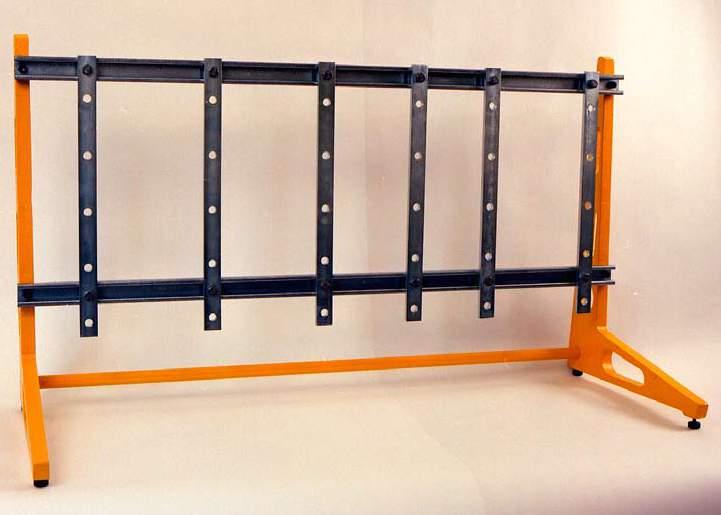 Universal Bench Mounted Frame SD1:10 The Armfield Didactec Sanderson Universal Bench Mounted Frame provides a very sensible alternative to to wall mounting, particularly since many new buildings are