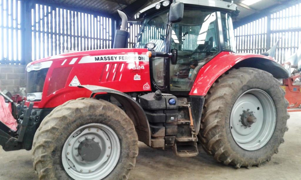 MACHINE OF THE MONTH *PARTS SPECIAL OFFER OF THE MONTH* MF 7624 DVT EXCLUSIVE 240HP TRACTOR c/w Vario Transmission 50kph 4T Front Linkage Front & Cab Suspension 4