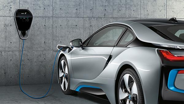 Plug-in Car Grants OLEV grant of 4500 for battery electric and plug-hybrid cars Criteria for the grant based on NEDC CO2 emissions and electric range LowCVP recommend that from