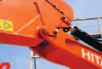 Single Swing Pin A single large swing pin is used to eliminate  Reinforced Boom Top The boom top bracket, using