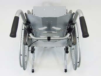 41 If your SWINGBO-2 XL wheelchair is supplied with a detachable pushbar it is