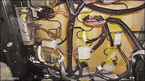 COUPE Driver Seat 5. Attach the SAB connector to the seat main harness as follows: a. First, use tie-wraps to secure the SAB connector to the main harness (see Figures 3b, 4b and 5b).