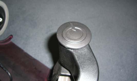 Use two 19mm wrenches to remove the lower shock bolt (E) and nut(d). Reassembly: 1. 2. 3. 4. 5. Insert the M12x1.