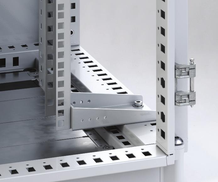 System Plus profile/rail, to increase the load carrying capacity and the stability. Shelf (2 ) with ventilation openings.