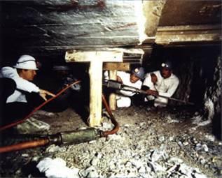 Cost of an incident Shaft/section closes for investigation section 54 Until all bodies are recovered In 2009, Anglogold Ashanti (AGA) SA ops lost 166 shifts, with 98 of those due to Department of