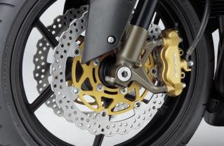 Brakes * The Ninja ZX-10R is the first supersport bike to feature petal brake discs. This unique disc shape improves cooling and helps prevent disc warp. They are also lighter than conventional discs.
